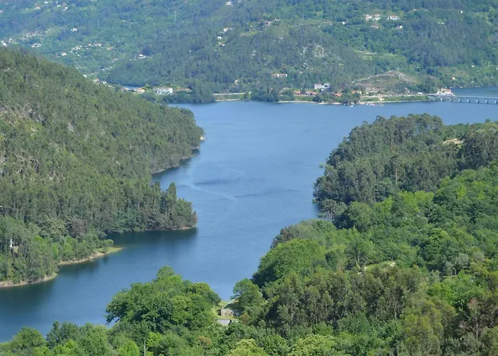 Pensión Casa Sao Bernardo De Claraval Gerês